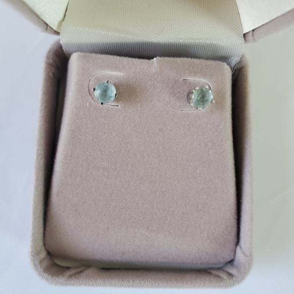 Lord & Taylor Jewelry - Lord and Taylor Sapphire Blue Studs